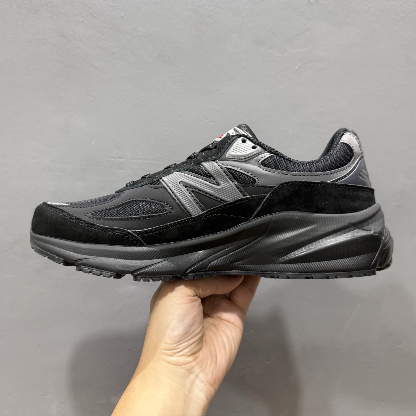 240 K New Balance NB990 V6 新百伦经典复古美产休闲跑步鞋 U990BB6