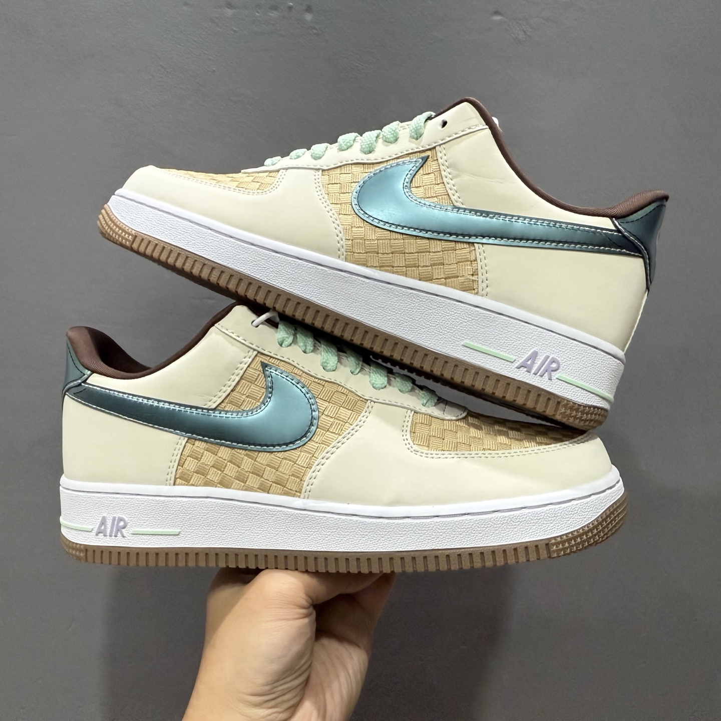 200 Nike Air Force 1'07 Low 空军一号低帮休闲板鞋 IB5722-100