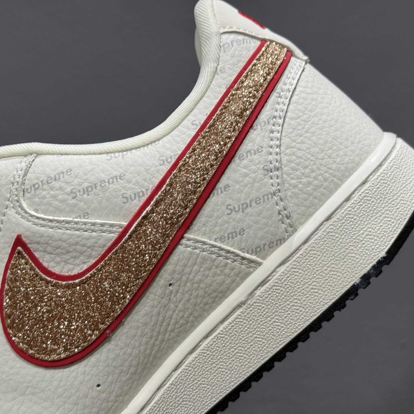180 Nike Court Vision Low 斯图西联名 休闲运动板鞋 FD5188-126