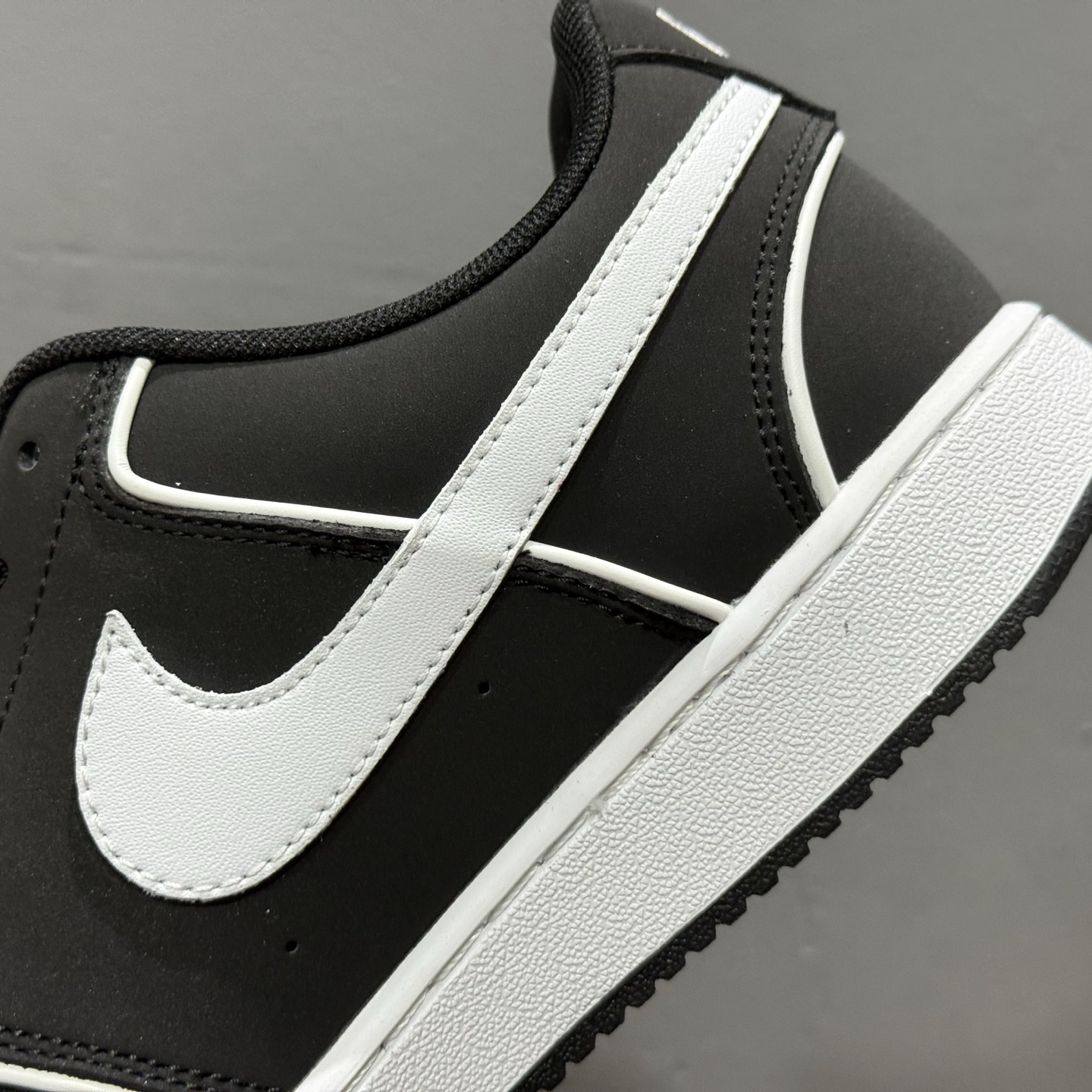 180 Nike Court Vision Low 斯图西联名 休闲运动板鞋 纯原版本 低帮百搭透气休闲运动板鞋 FD5188-113