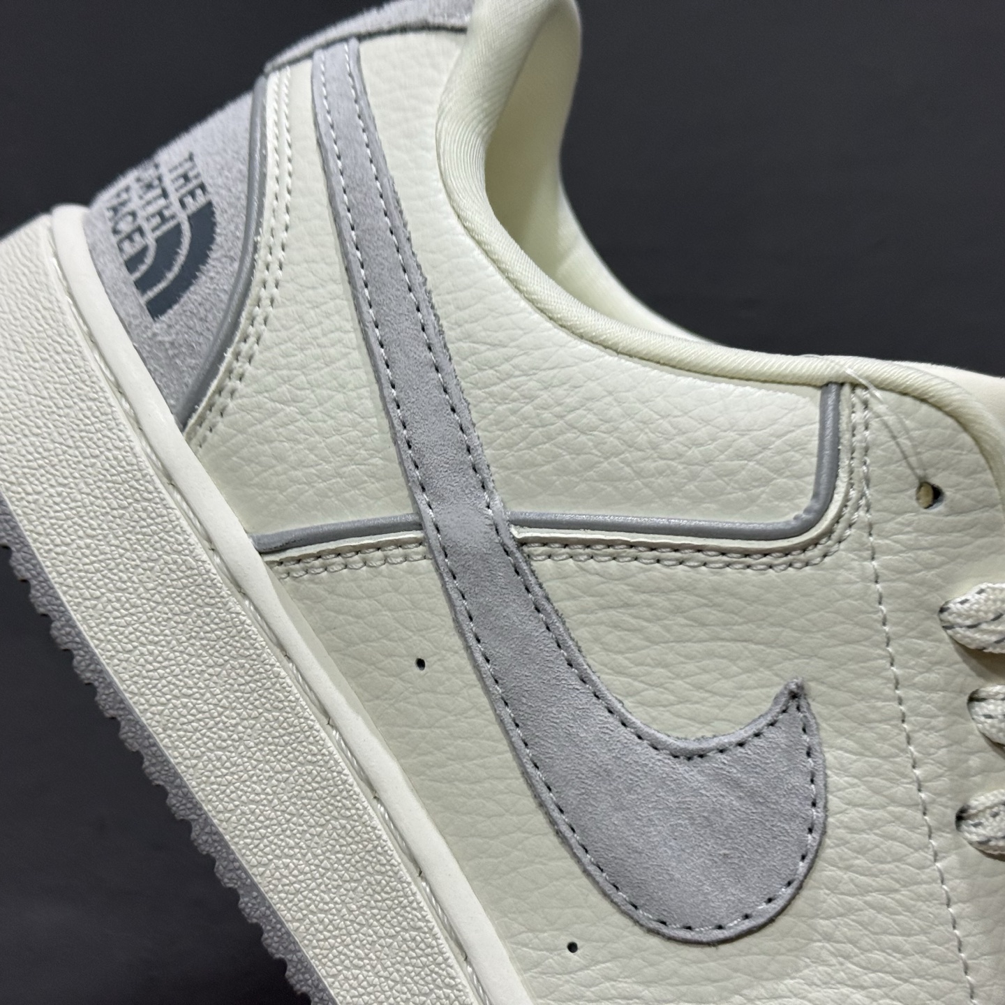 180 Nike Court Vision Low 斯图西联名 休闲运动板鞋 FD5188-119