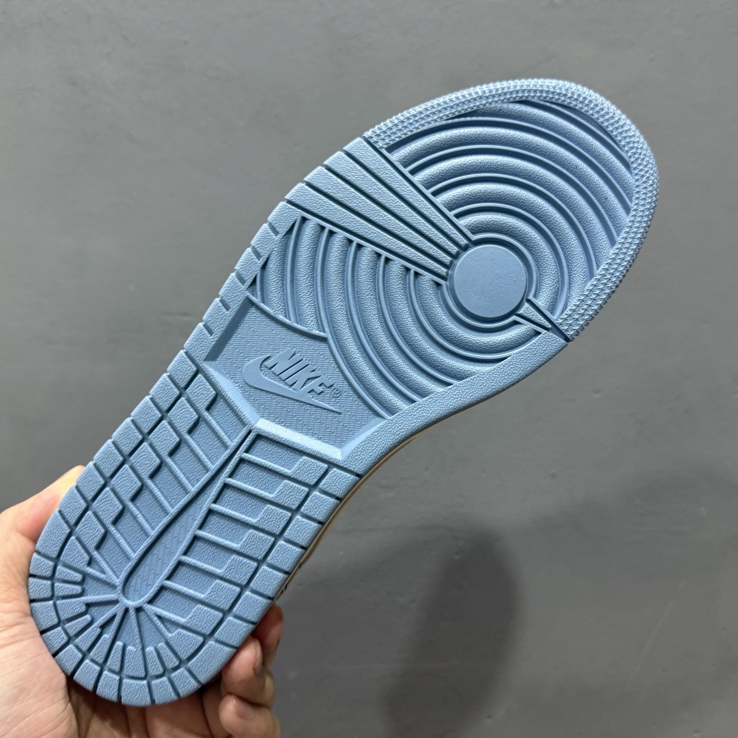 280 SC版 Travi Scott x Fragment Design x Air Jordan 1 Low OG SP AJ1 斯图西联名 白蓝拼接 低帮文化休闲板鞋 XZ5749-010