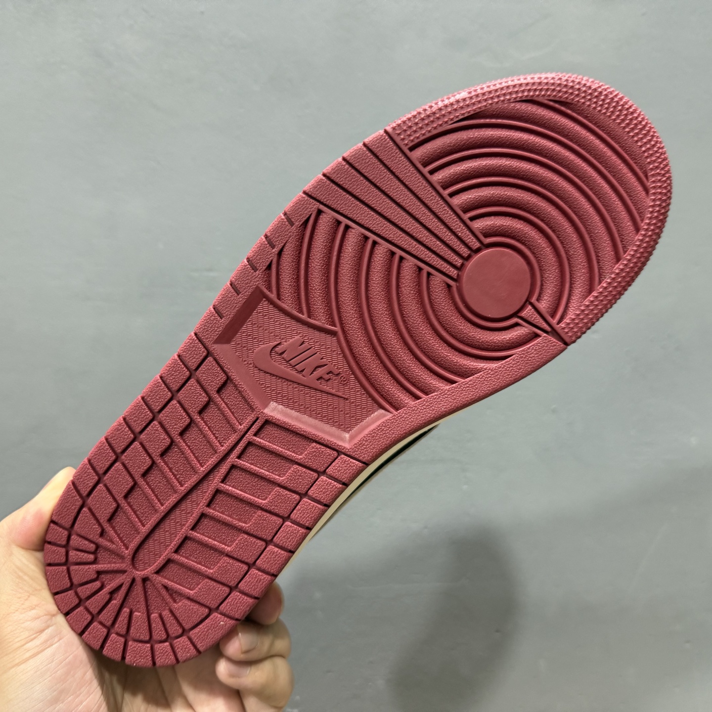 280 Undefeated x Air Jordan 1 Low 白红 DF1845-536