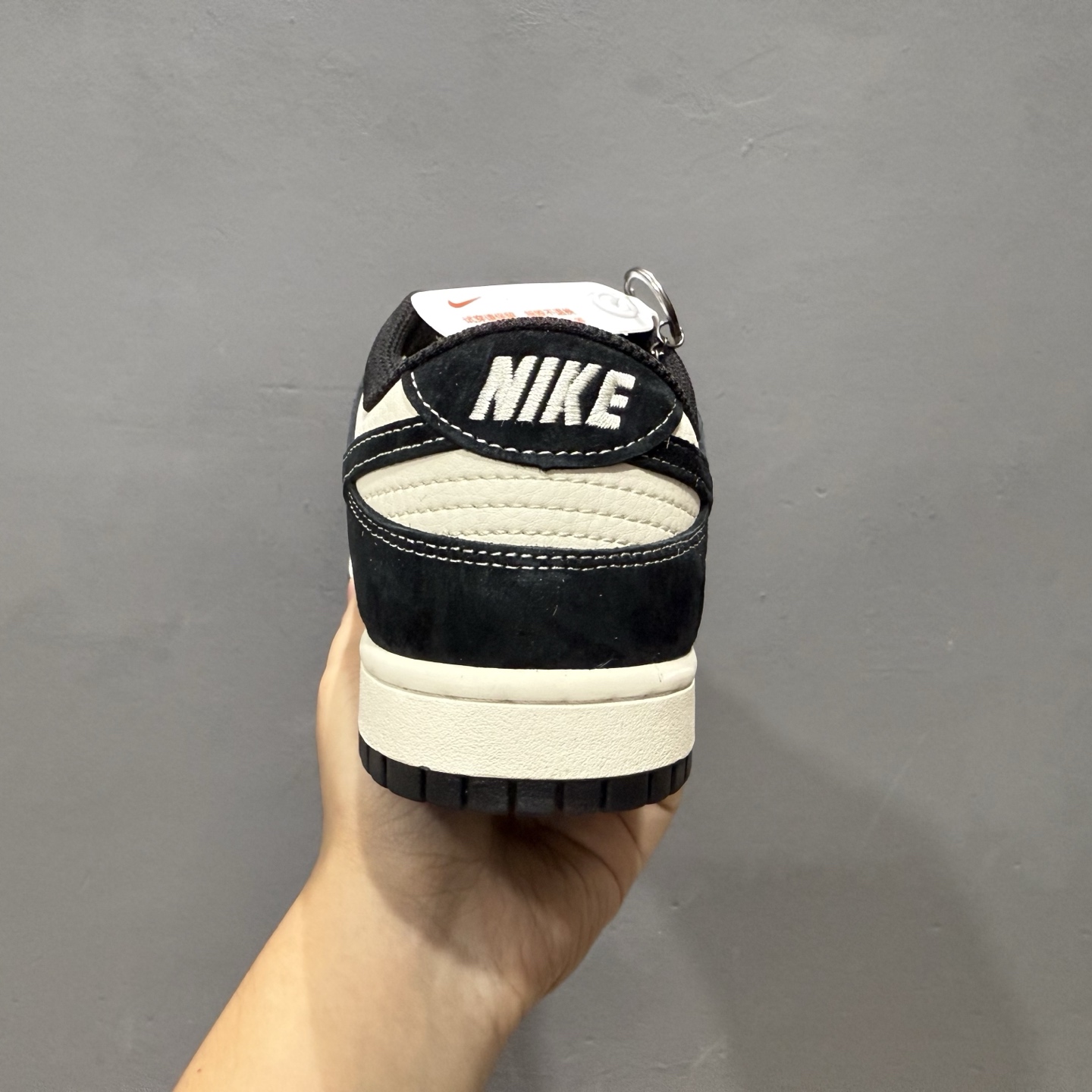 220 Nike SB Dunk Low x Stussy 米黑 BB9898-008