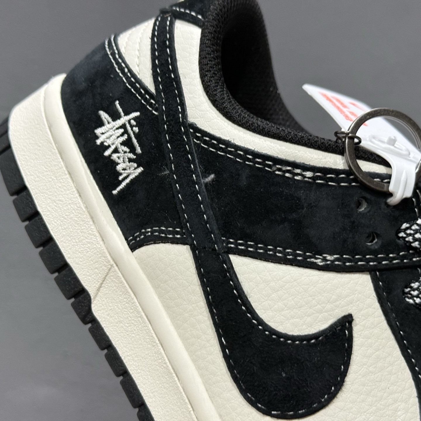 220 Nike SB Dunk Low x Stussy 米黑 BB9898-008