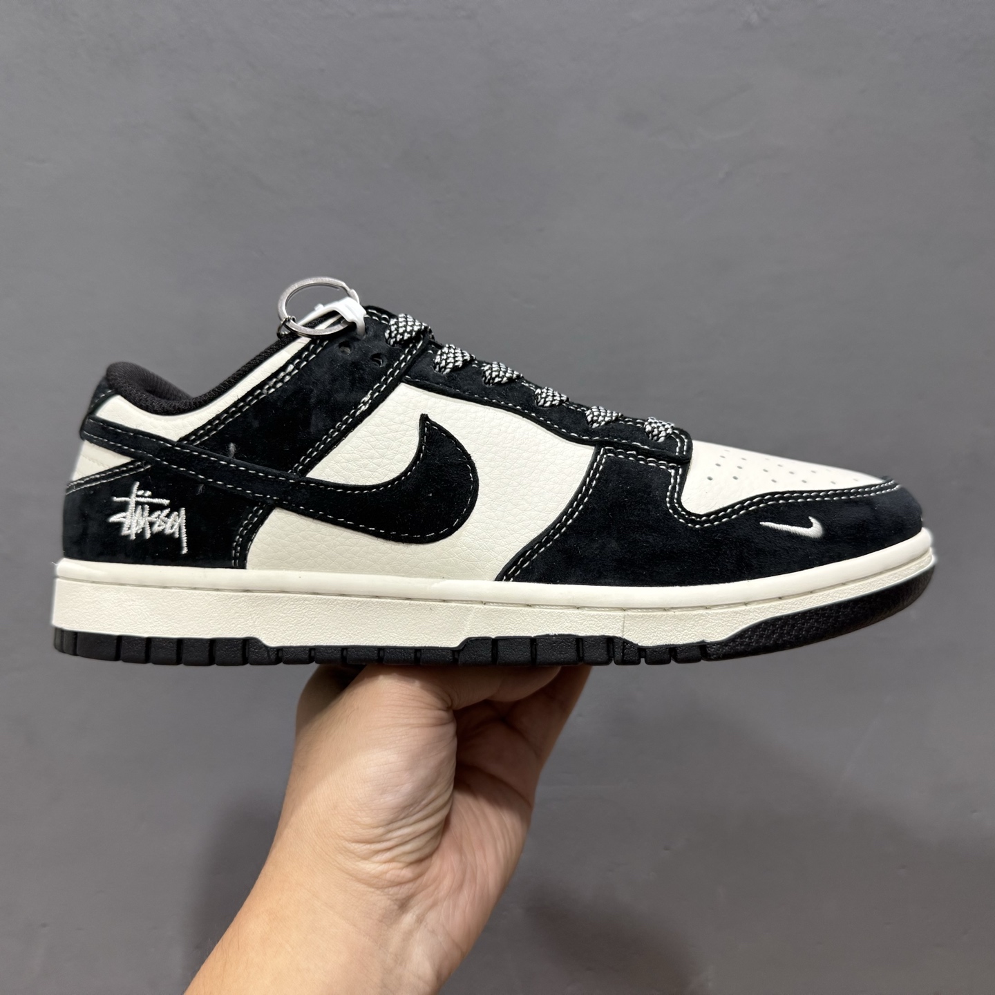 220 Nike SB Dunk Low x Stussy 米黑 BB9898-008