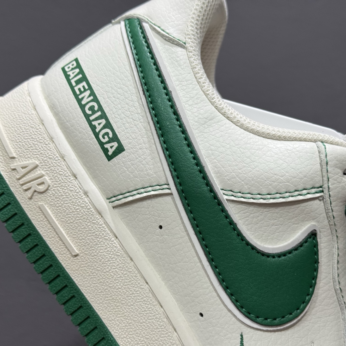 240 独家实拍Nike Air Air Force 1‘07 Low 联名款 空军一号低帮休闲板鞋 FR0538-093