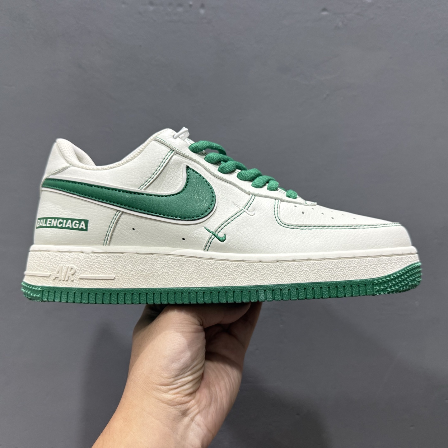 240 独家实拍Nike Air Air Force 1‘07 Low 联名款 空军一号低帮休闲板鞋 FR0538-093