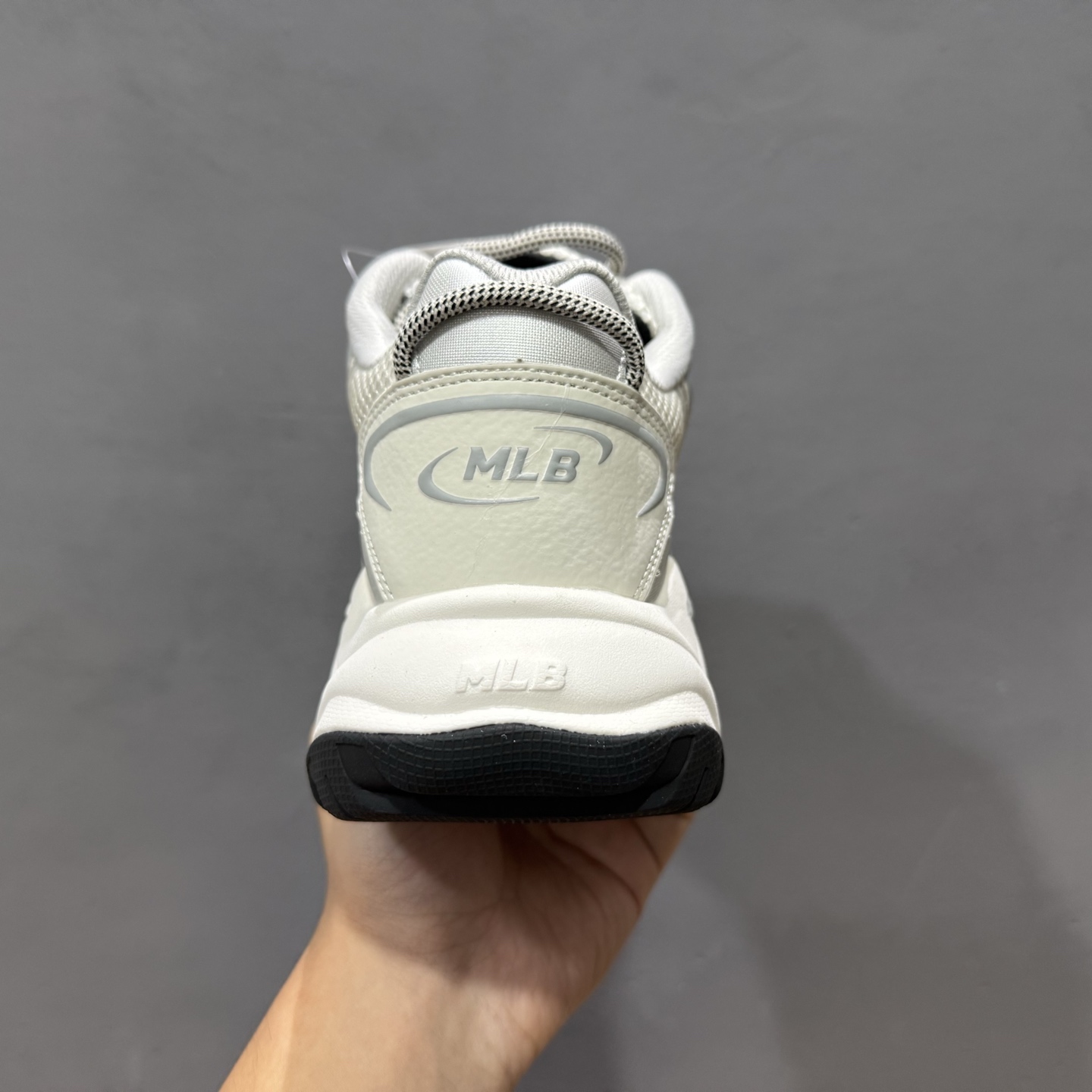 200 网红爆款 MLB Cargo Chunky 低帮休闲老爹鞋