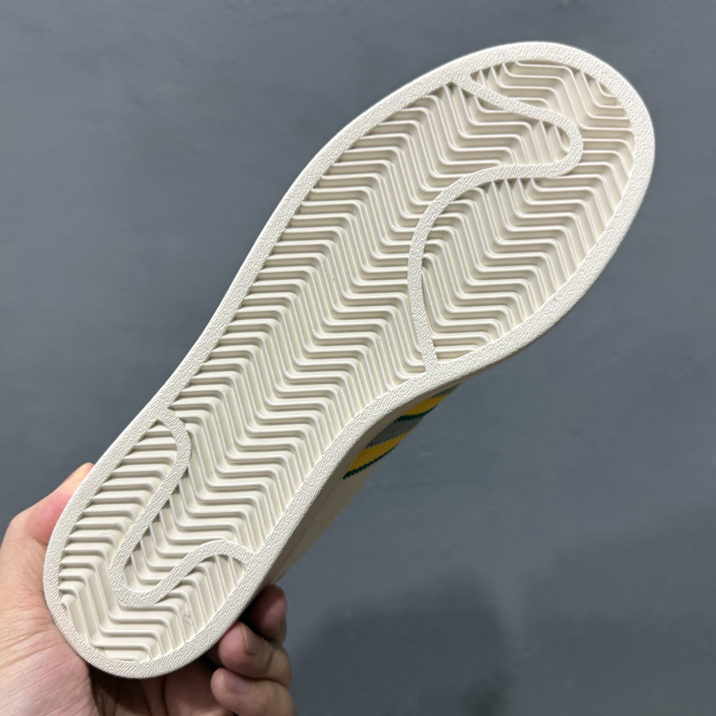 240 海外爆款限量发售！高端定制 阿迪达斯Adidas三叶草 Originals 贝壳头系列“小米su7联名“——su7白黄灰蓝”低帮经典百搭休闲运动板鞋 JY8917