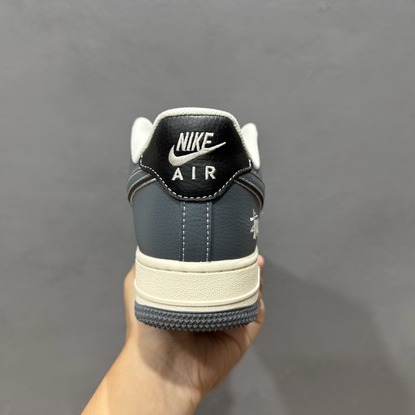 260 Nike Air Force 1'07 斯图西 联名 蓝白 XS1958-553