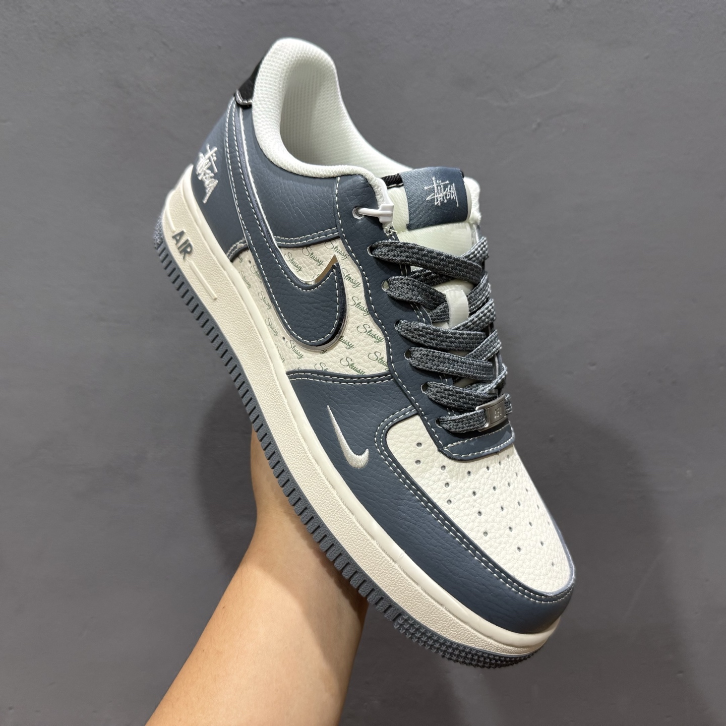 260 Nike Air Force 1'07 斯图西 联名 蓝白 XS1958-553