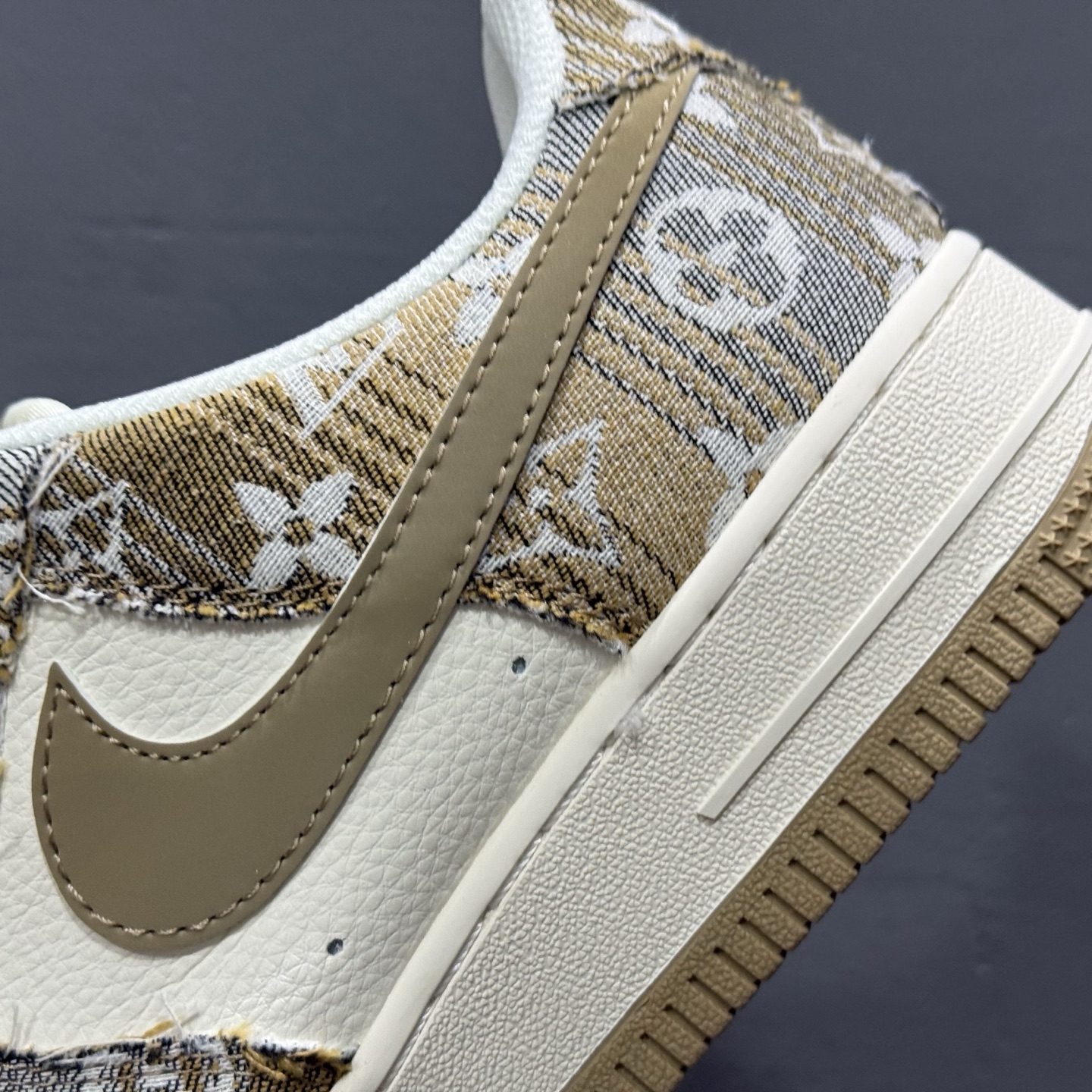 Nike Air Force 1'07 LV 联名 棕黄白 XS1958-582