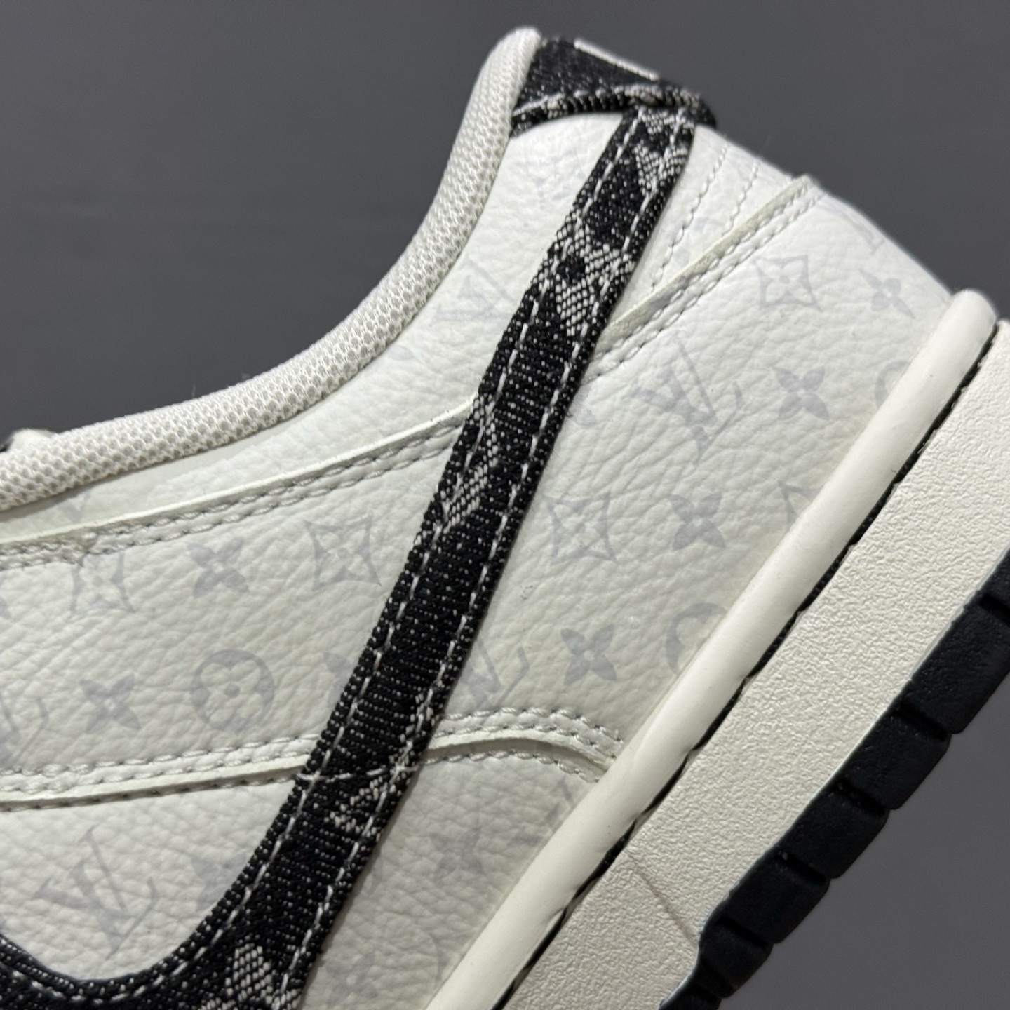 Nike SB Dunk Low LV联名 黑色牛仔 周年高端定制 低帮休闲板鞋 SC9772-804