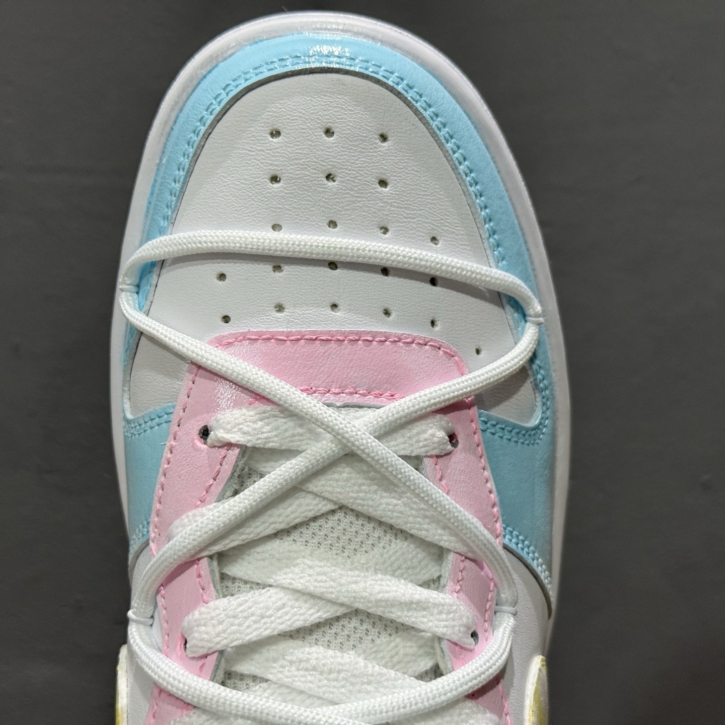 260 【定制球鞋】Nike Court Borough 彩虹云朵 反转鸳鸯 黄粉蓝 BQ5448-100