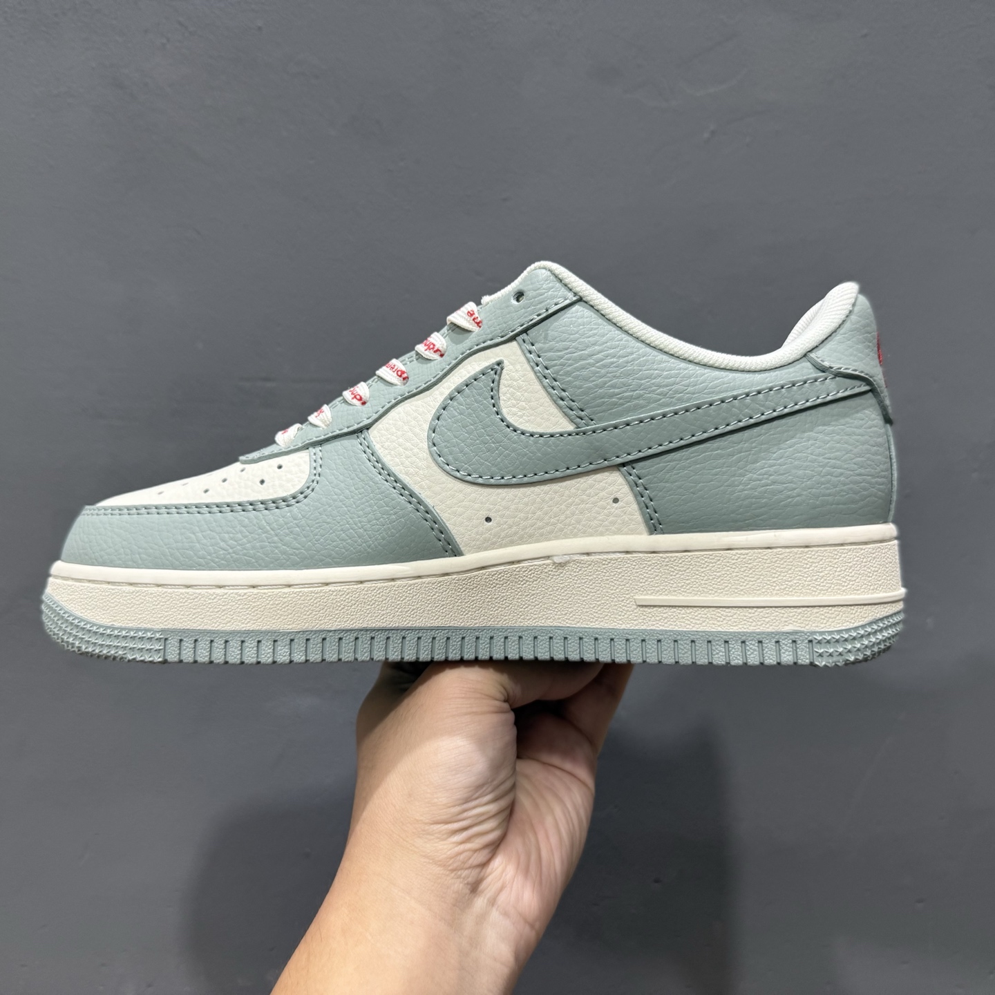 260 Nike Air Force 1'07 Supreme 联名 蓝灰白 ZH2598-319