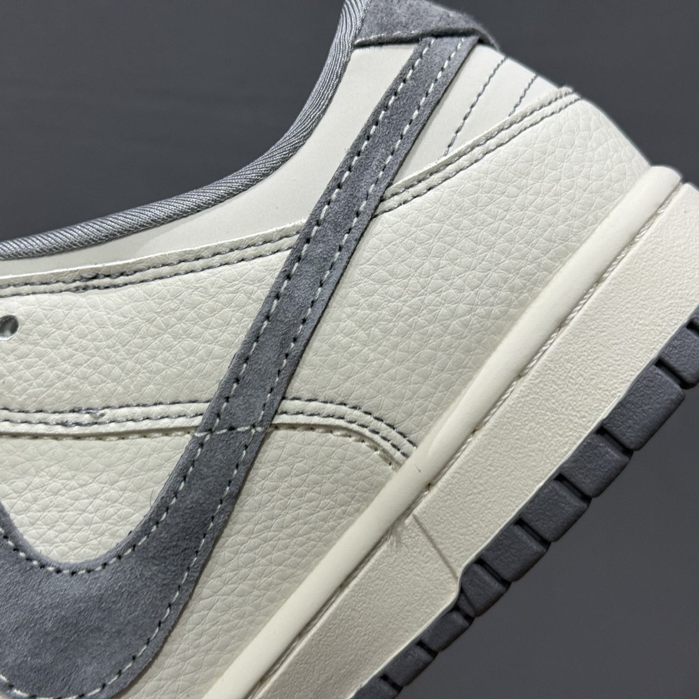 280 Nike SB Dunk Low 北面联名 米白灰勾 周年高端定制 低帮休闲板鞋 YX5066-340