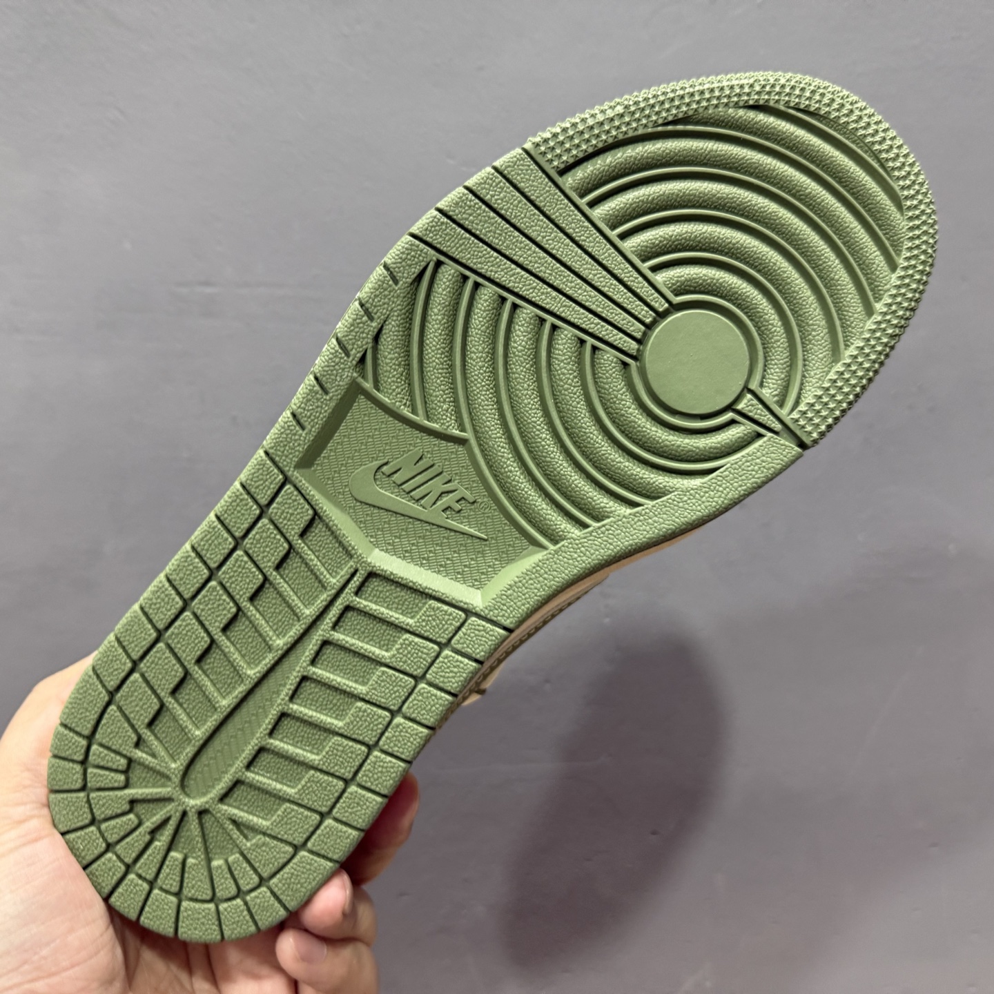 300 Travis Scott x Fragment Design x Air Jordan 1 Low OG SP AJ1 UN联名 绿鬼脸抽绳 低帮文化休闲板鞋 DM6868-097