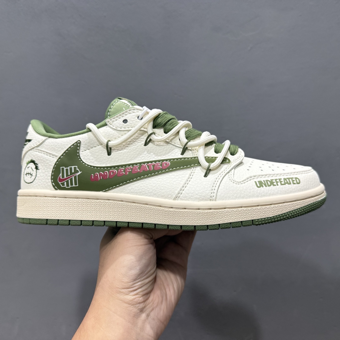 300 Travis Scott x Fragment Design x Air Jordan 1 Low OG SP AJ1 UN联名 绿鬼脸抽绳 低帮文化休闲板鞋 DM6868-097