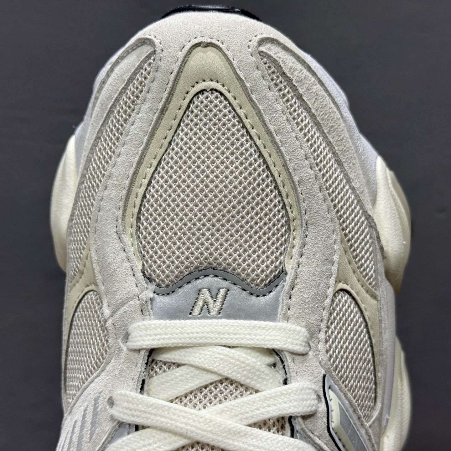 240 大厂出品 New Balance NB 9060米色 U9060WHT