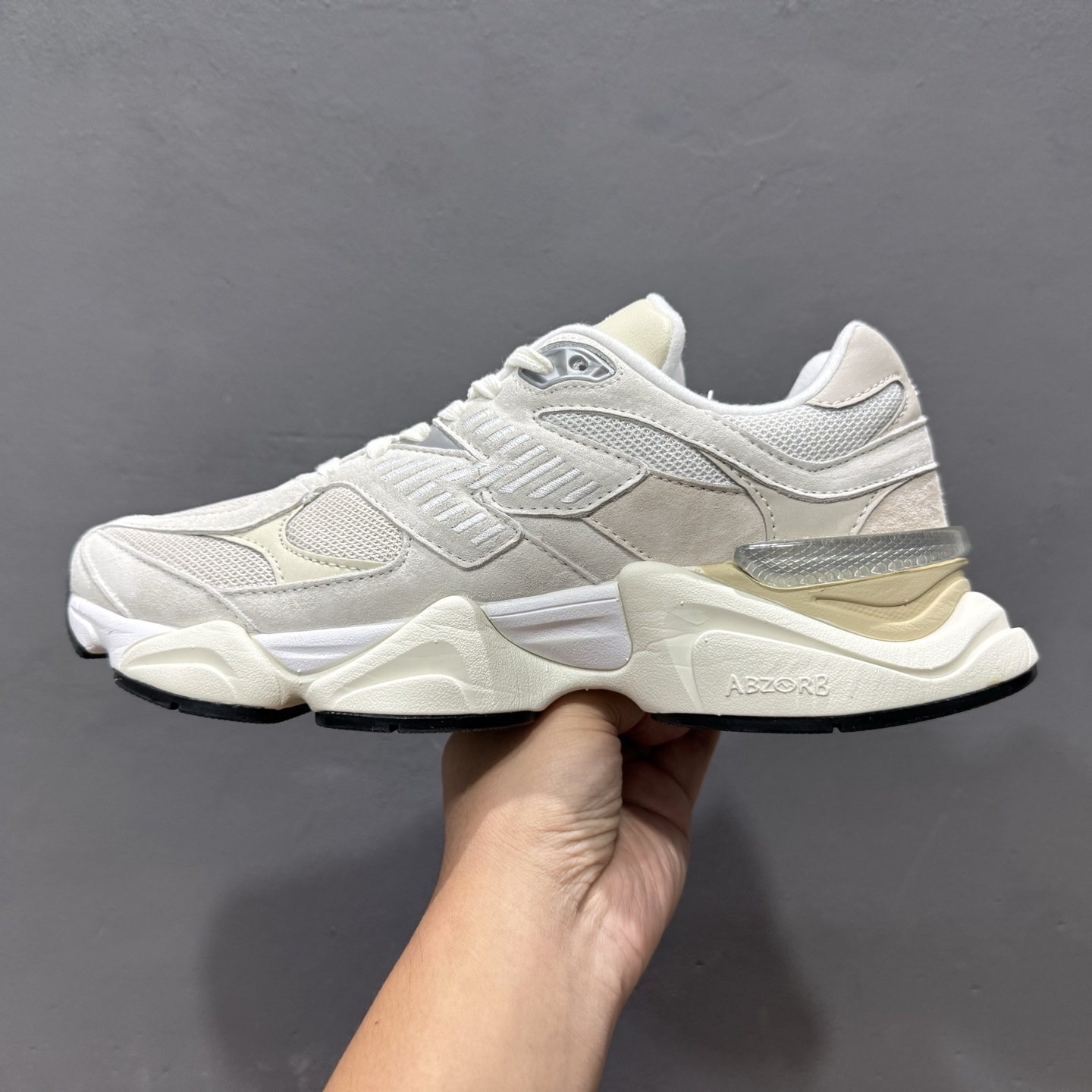 240 大厂出品 New Balance NB 9060米色 U9060WHT