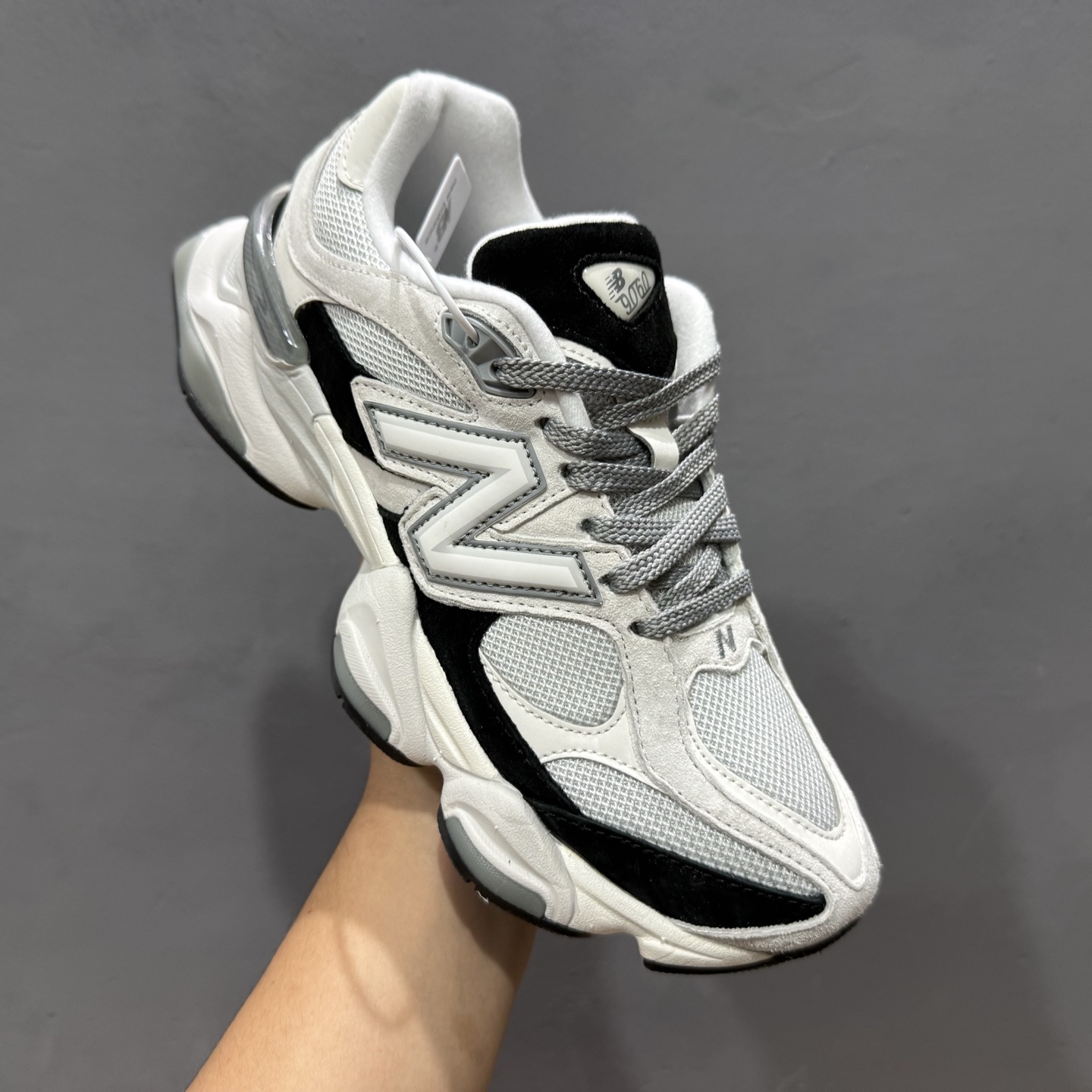 240 大厂出品 New Balance NB 9060 浅灰色 U9060JBB