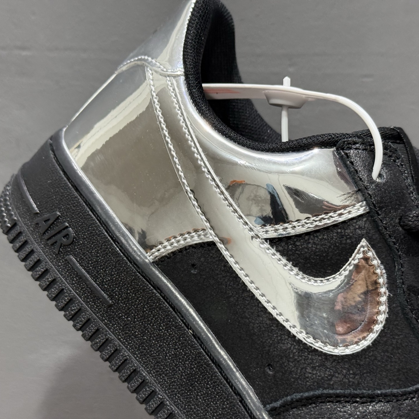 200 Nike Air Force 1'07 Low 空军一号低帮休闲板鞋 HF2885-001