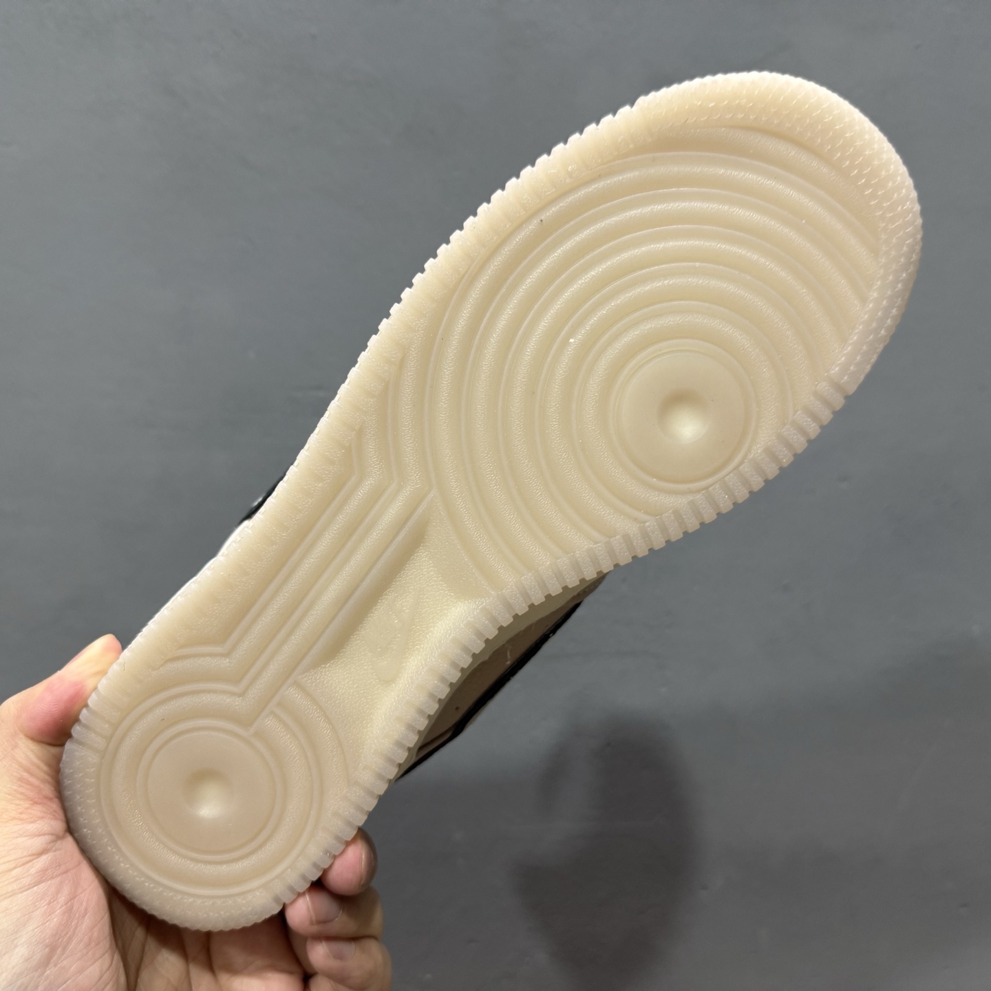220 Ma Maniére x Nike Air Force 1'07 Low 联名款 空军一号低帮休闲板鞋 HF4084-200