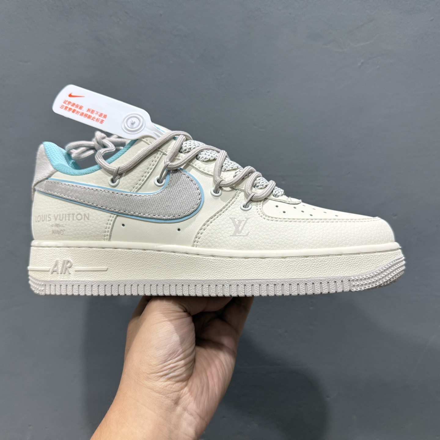 260 Nike Air Force 1'07 LV 联名 米白灰 DM6868-095