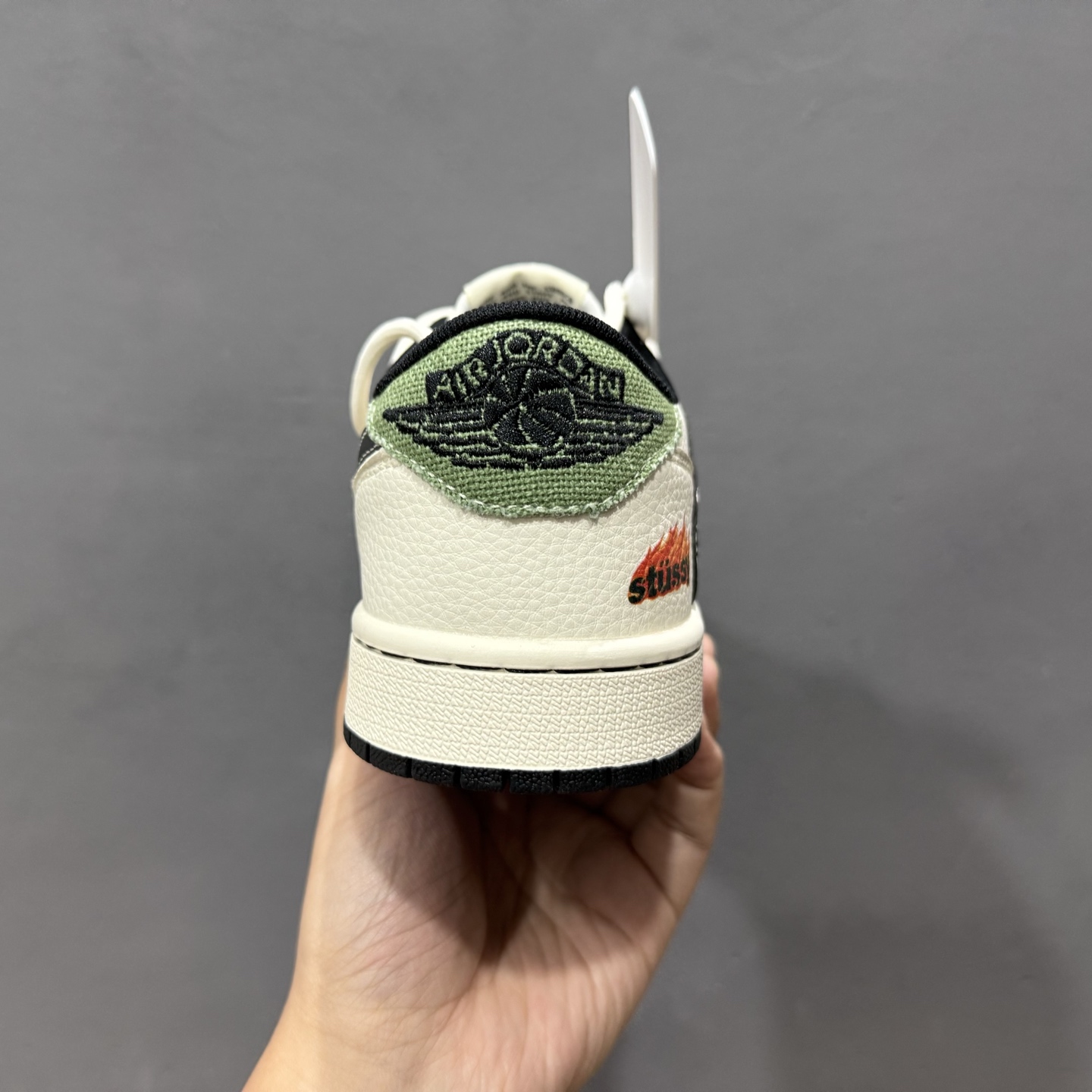 300 Stussy x Air Jordan 1 Low 米绿帆布抽绳 DM6868-102