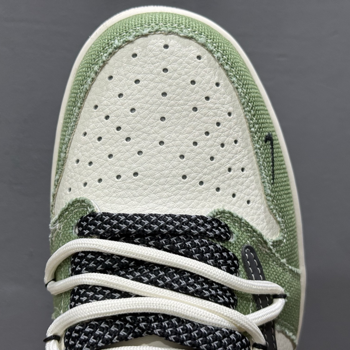300 Stussy x Air Jordan 1 Low 米绿帆布抽绳 DM6868-102