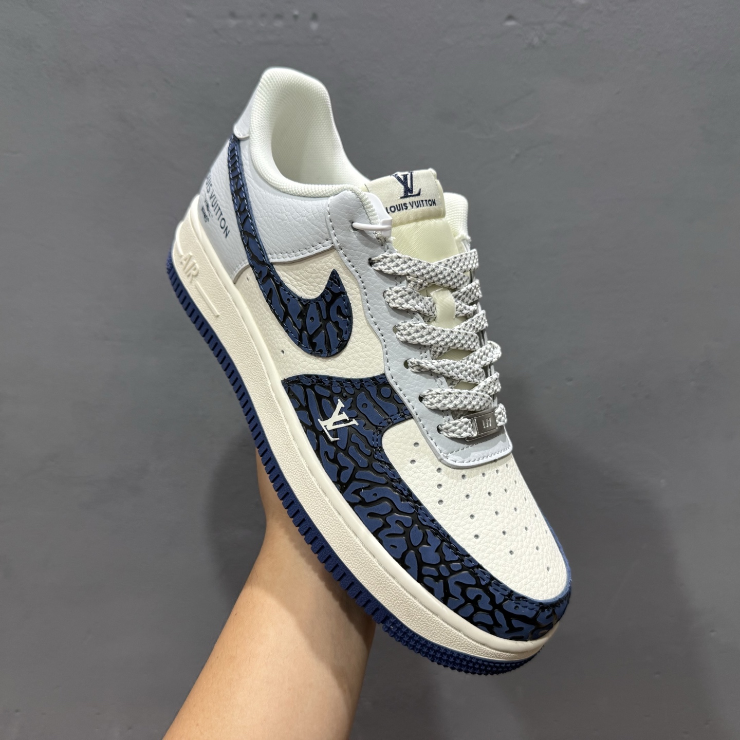 Nike Air Force 1'07 LV 联名 蓝白灰 JJ2508-701