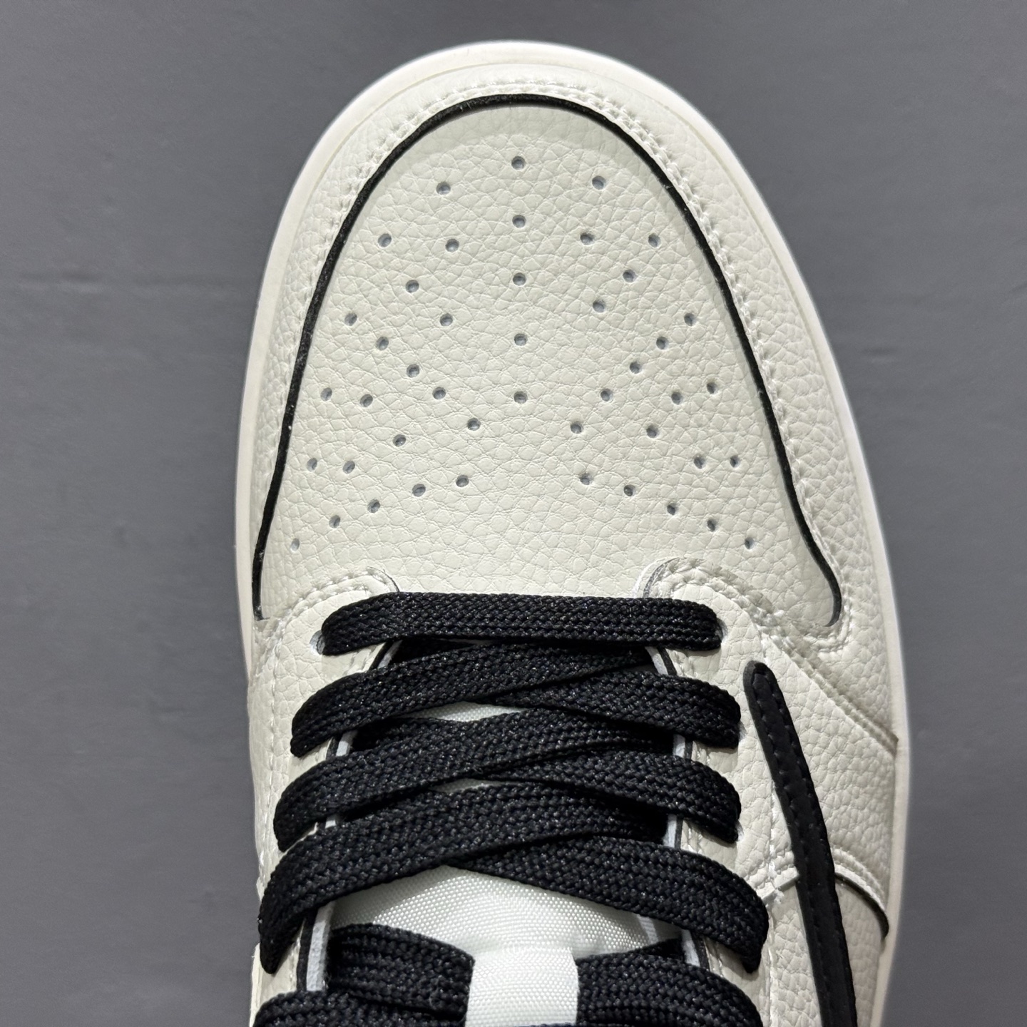 定制 Air Jordan 1 Low ow SP 倒钩联名 米白黑 LK1099-061