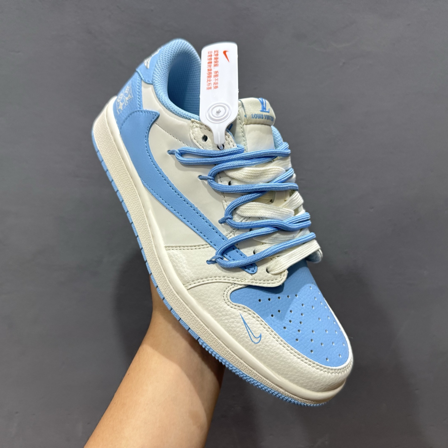 Travis Scott x Fragment Design x Air Jordan 1 Low OG SP AJ1 LV联名 天蓝抽绳 低帮文化休闲板鞋 DM6868-107