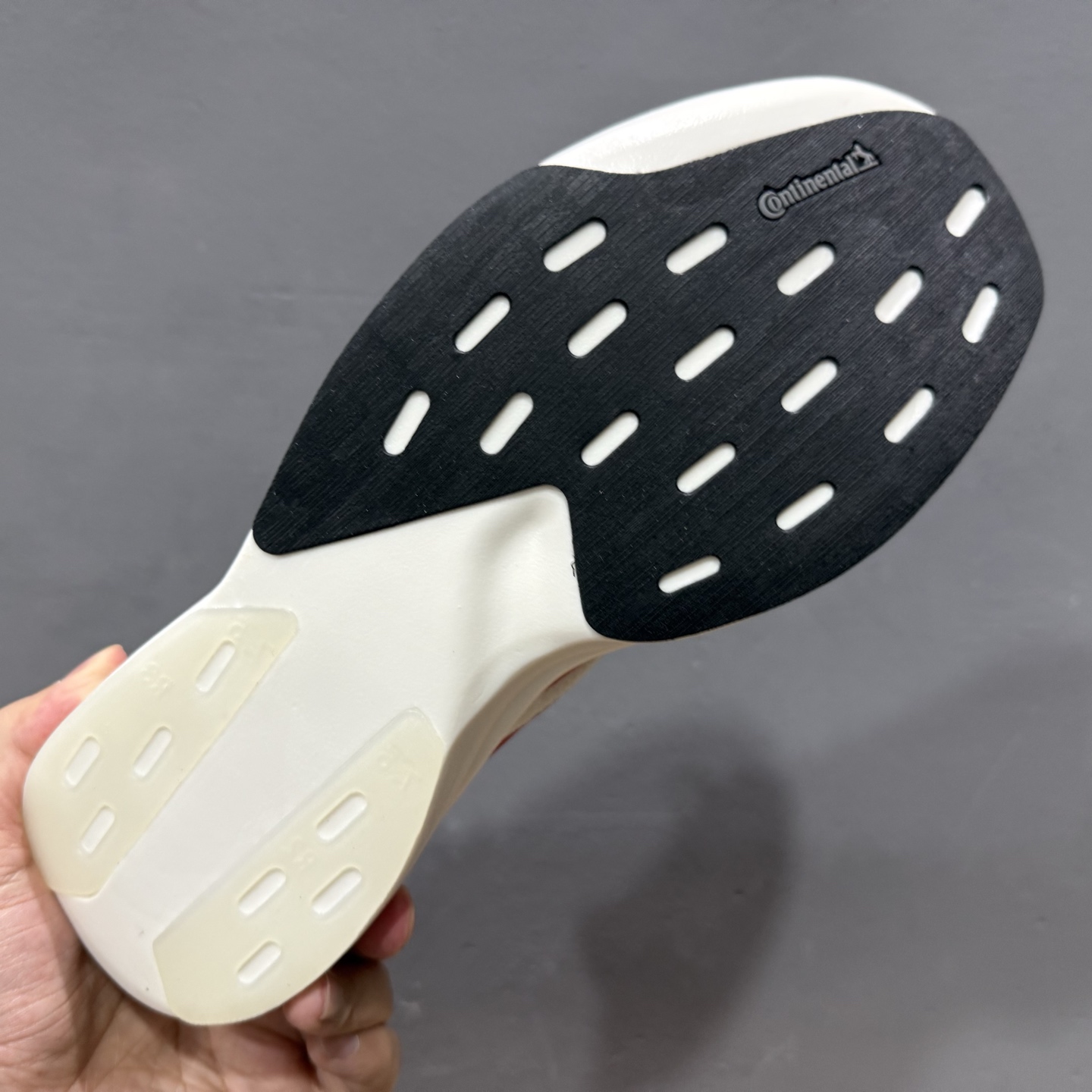 adidas Adizero Evo SL 白红色 阿迪超轻透气缓震跑鞋 JS1183