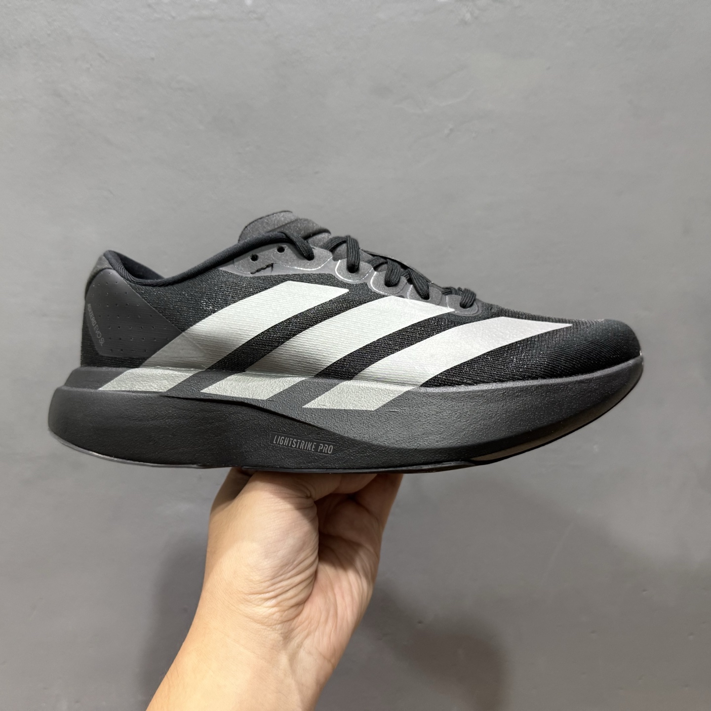 adidas Adizero Evo SL 白红色 阿迪超轻透气缓震跑鞋 JS7147