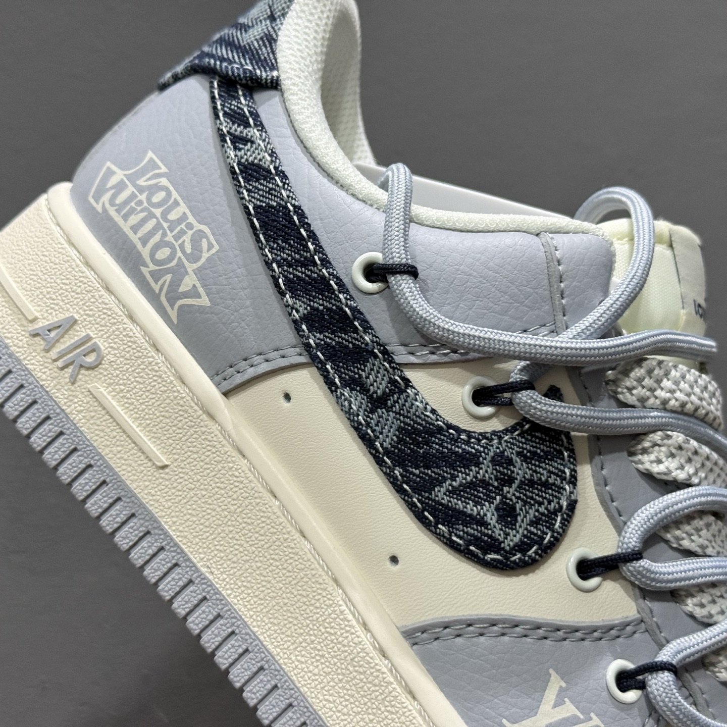 Nike Air Force 1'07 LV 联名 灰蓝白 DM6868-099