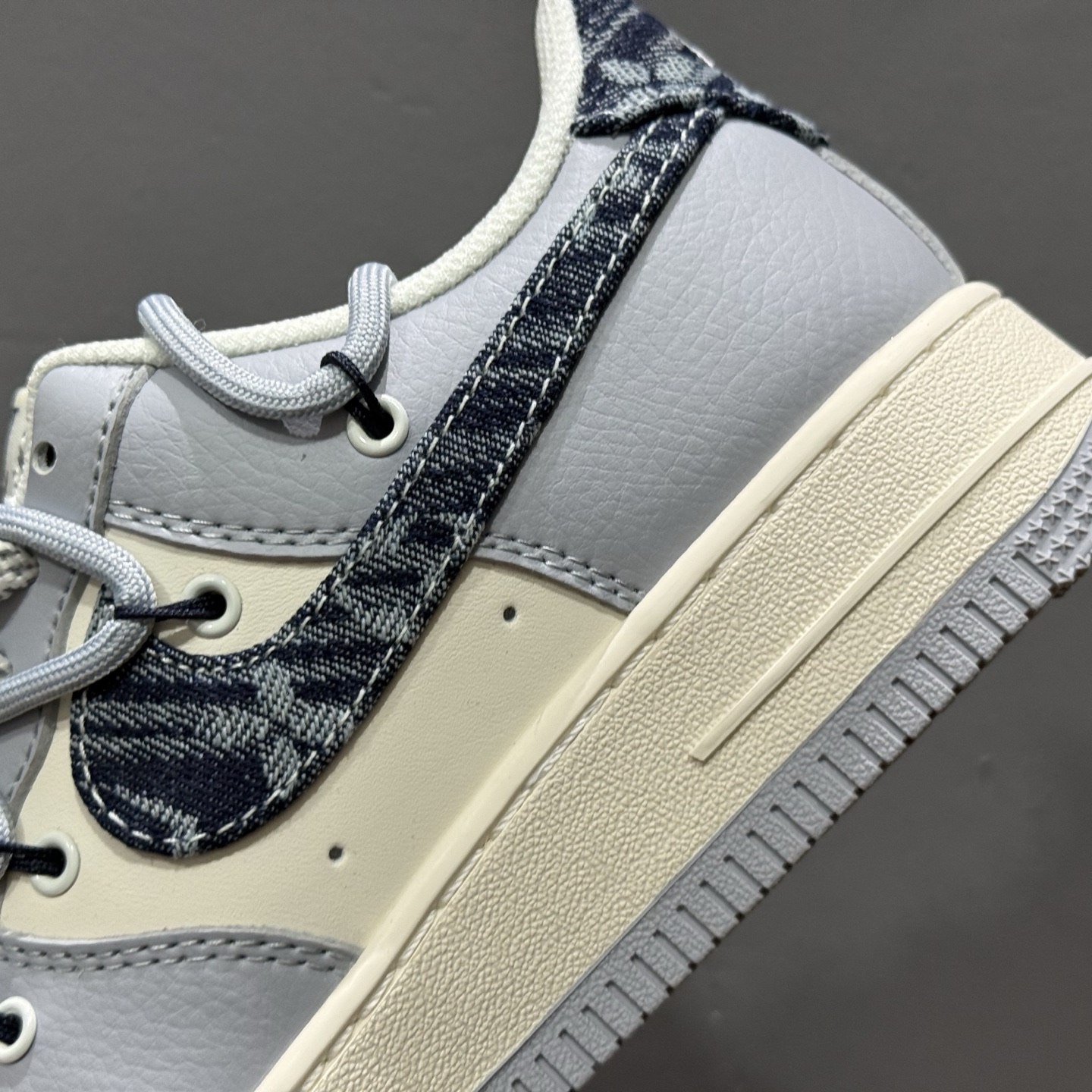 Nike Air Force 1'07 LV 联名 灰蓝白 DM6868-099