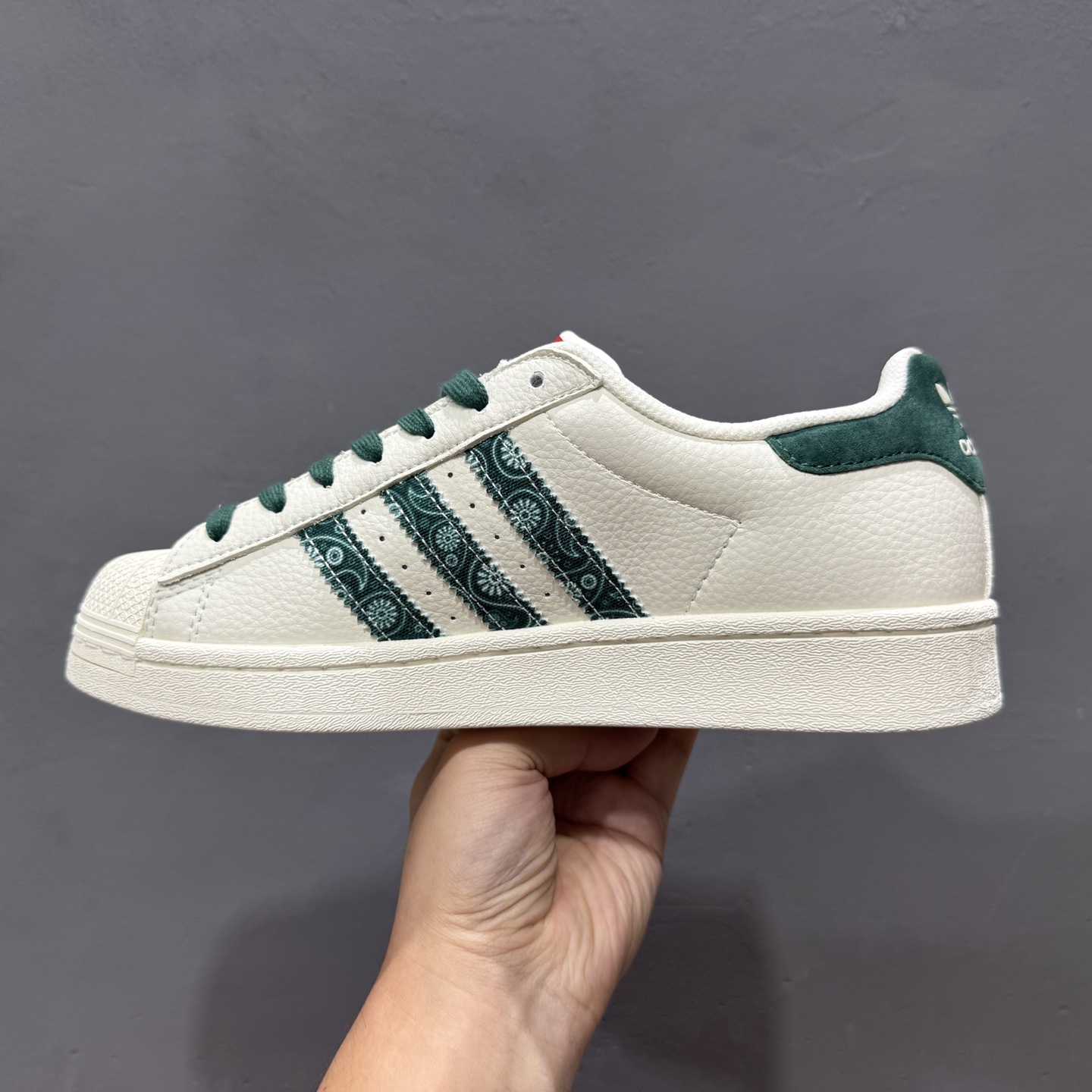 240 ＃纯原 CLOT x AD Originals #贝壳头SUP联名限定 贴合柔软皮料白绿三叶草配色