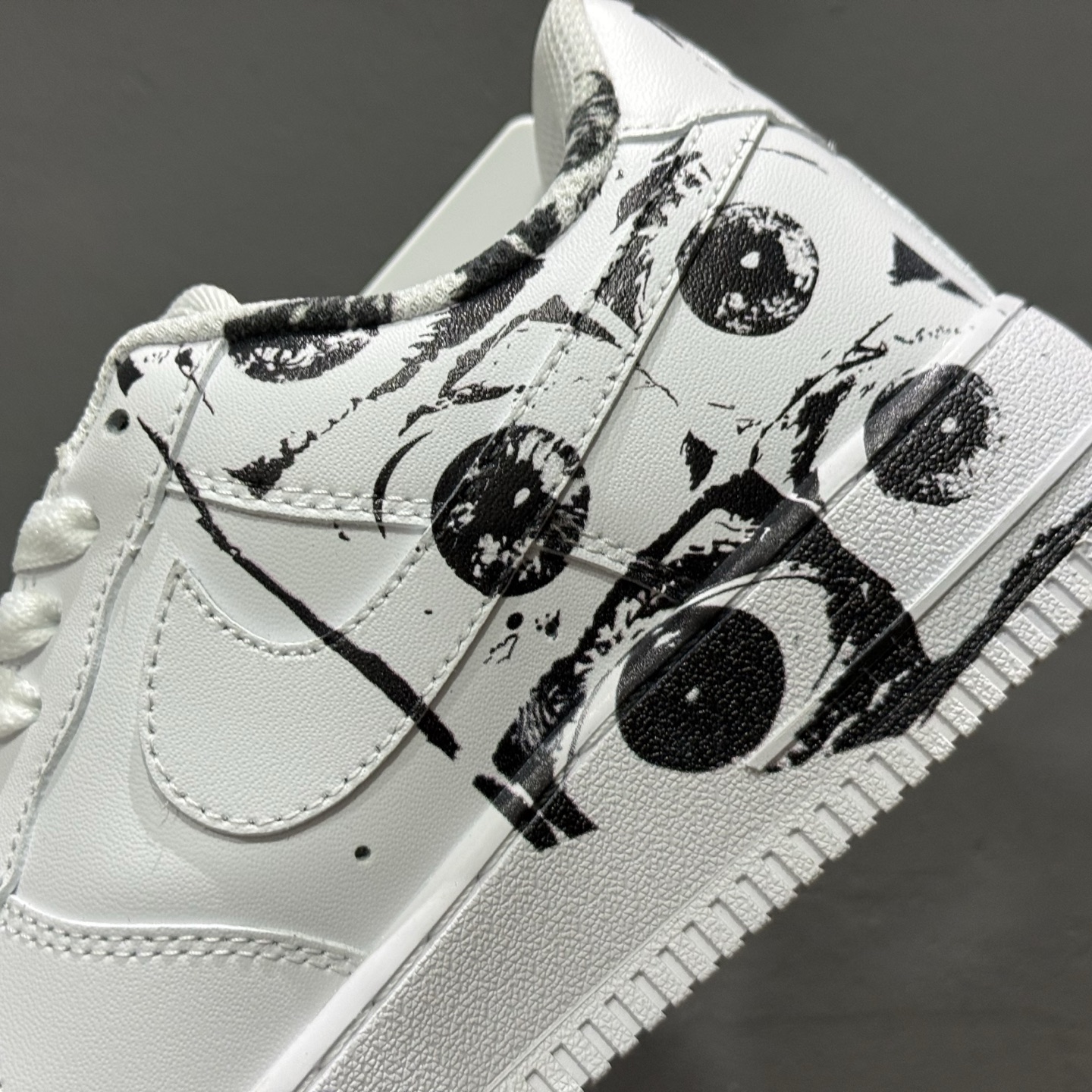 CDG x Supreme x Nk Air Force 1'07 Low ”Comme des Garcons Shirt” 联名款 空军一号低帮休闲板鞋 923044-100