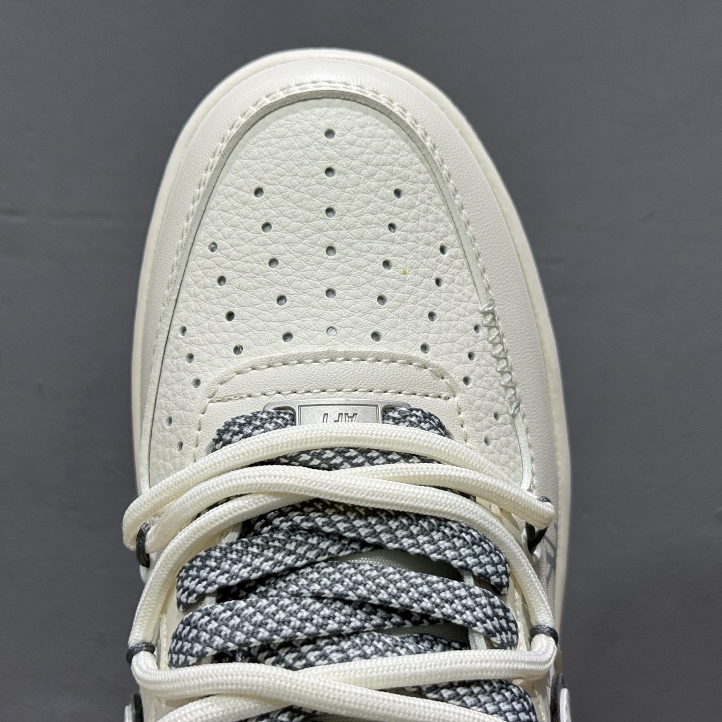 Nike Air Force 1'07 LV 联名 米白黑 DM6868-100