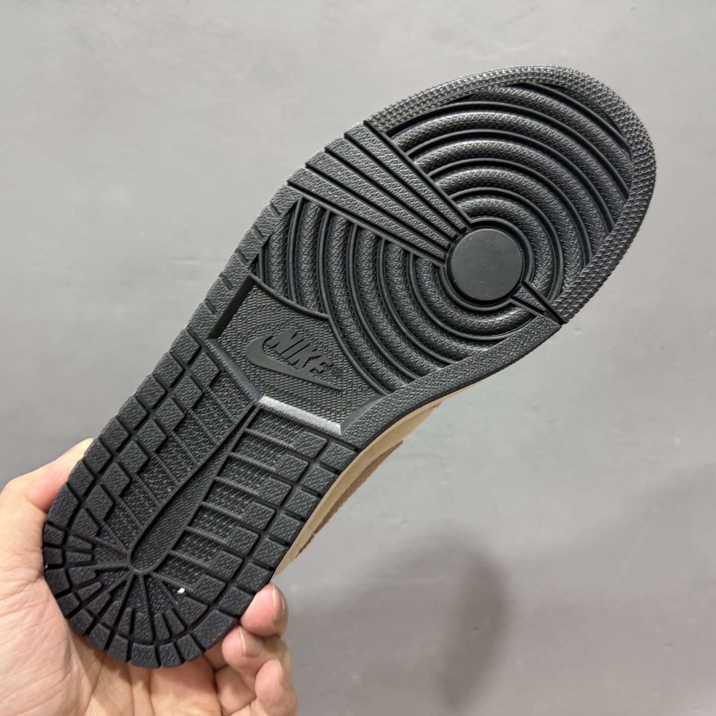 Nike Jordan Air Jordan 1“北面联名——露褐” 高端定制 低帮 复古 减震 防滑 耐磨 篮球鞋 DC2024-033