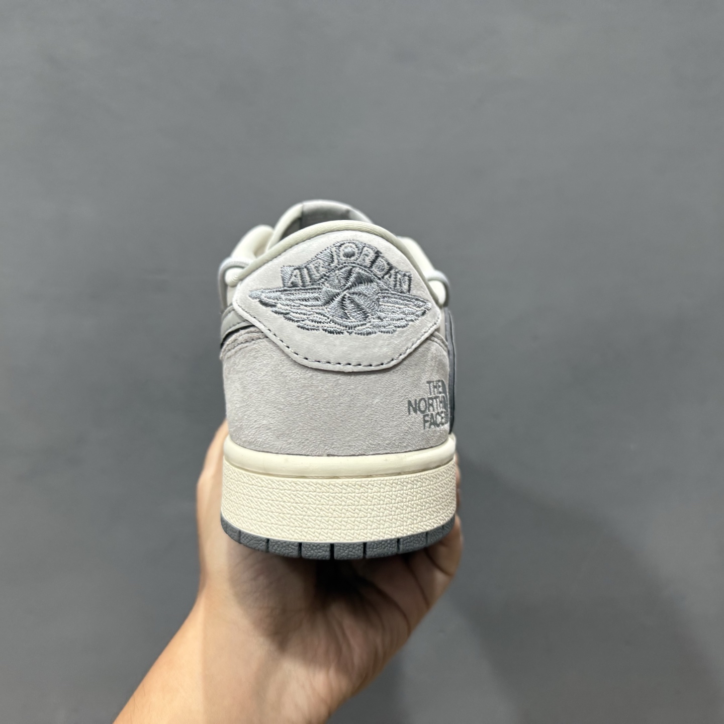 Travi Scott x Fragment Design x Air Jordan 1 Low OG SP AJ1 乔1 北面联名-反光猪八抽绳 低帮文化休闲板鞋 SJ0086-142