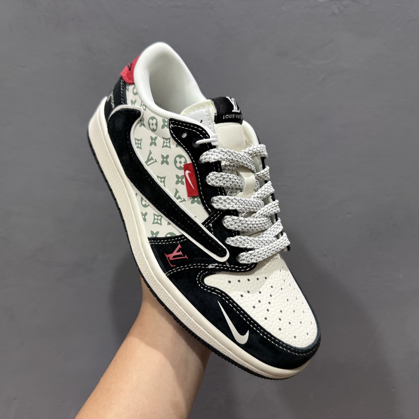 Nike SB Dunk Low LV联名 绑带牛仔蓝勾 周年高端定制 低帮休闲板鞋 YX5066-333