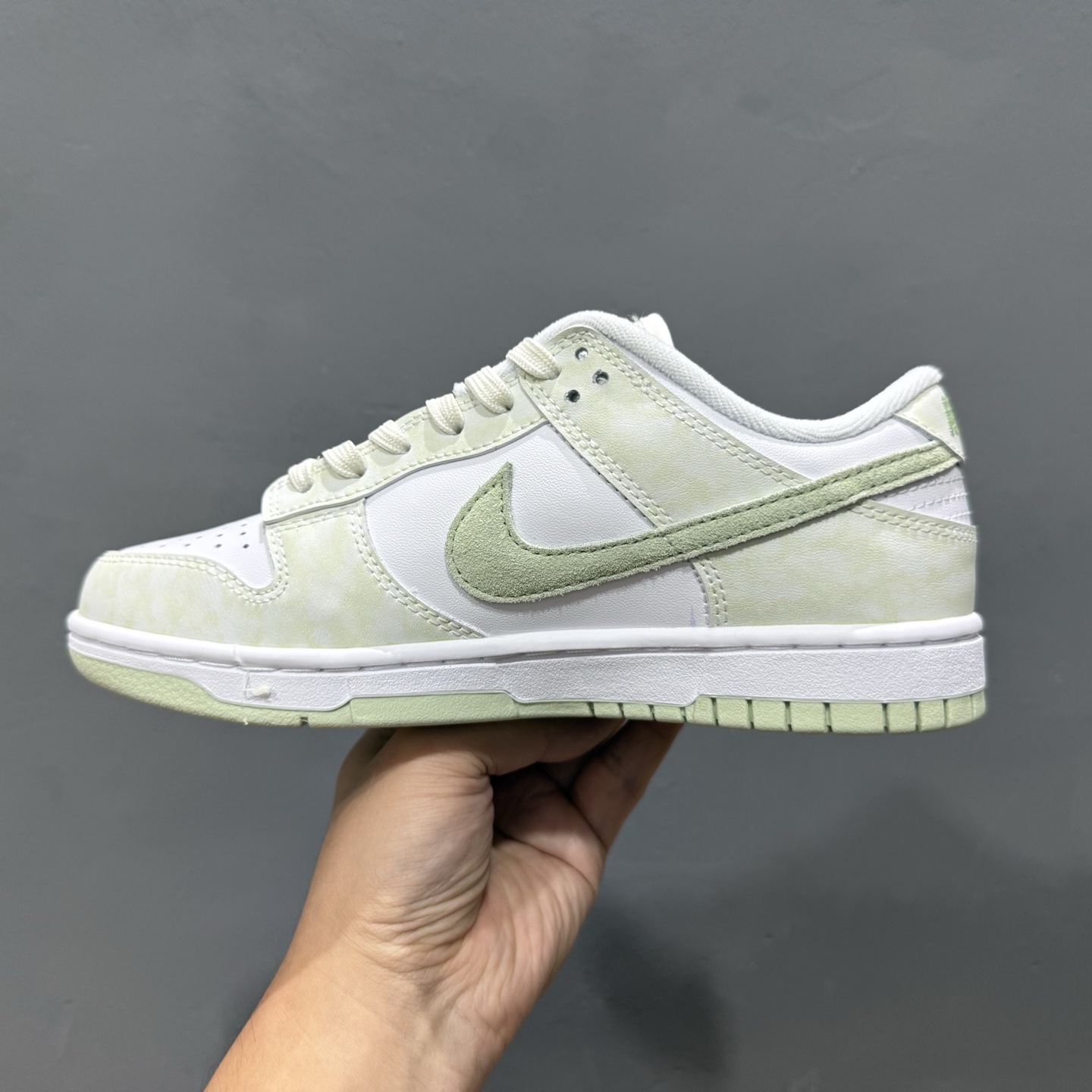 Nike Dunk Low WMNS 白绿色 IB4647-131
