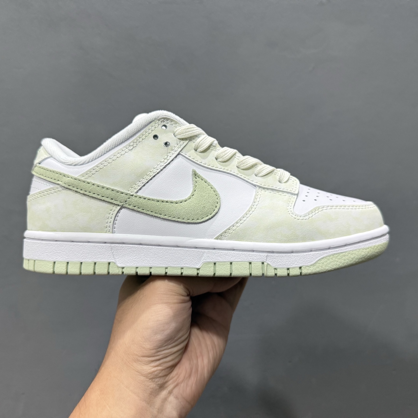Nike Dunk Low WMNS 白绿色 IB4647-131