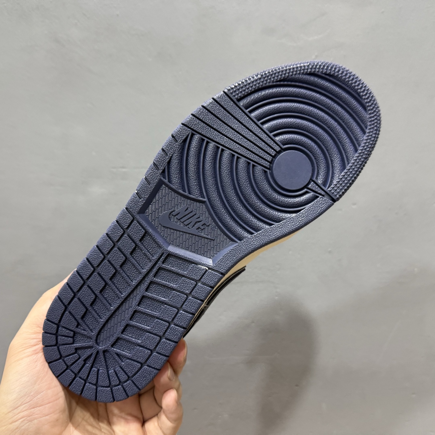 Air Jordan 1 Low AJ1 乔1 Supreme联名 米蓝勾 高端定制 低帮复古篮球鞋 XX3168-176