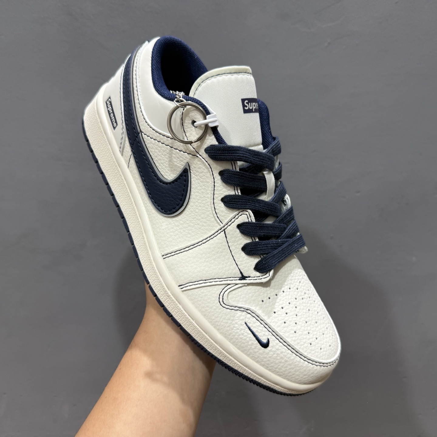 Air Jordan 1 Low AJ1 乔1 Supreme联名 米蓝勾 高端定制 低帮复古篮球鞋 XX3168-176