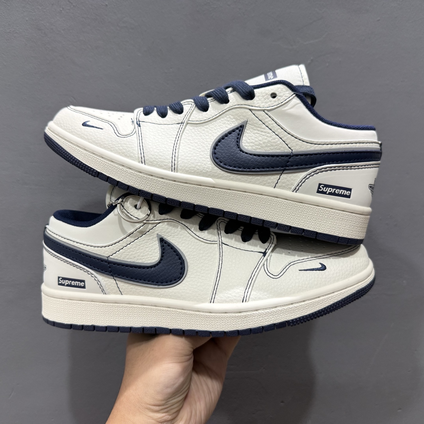 Air Jordan 1 Low AJ1 乔1 Supreme联名 米蓝勾 高端定制 低帮复古篮球鞋 XX3168-176