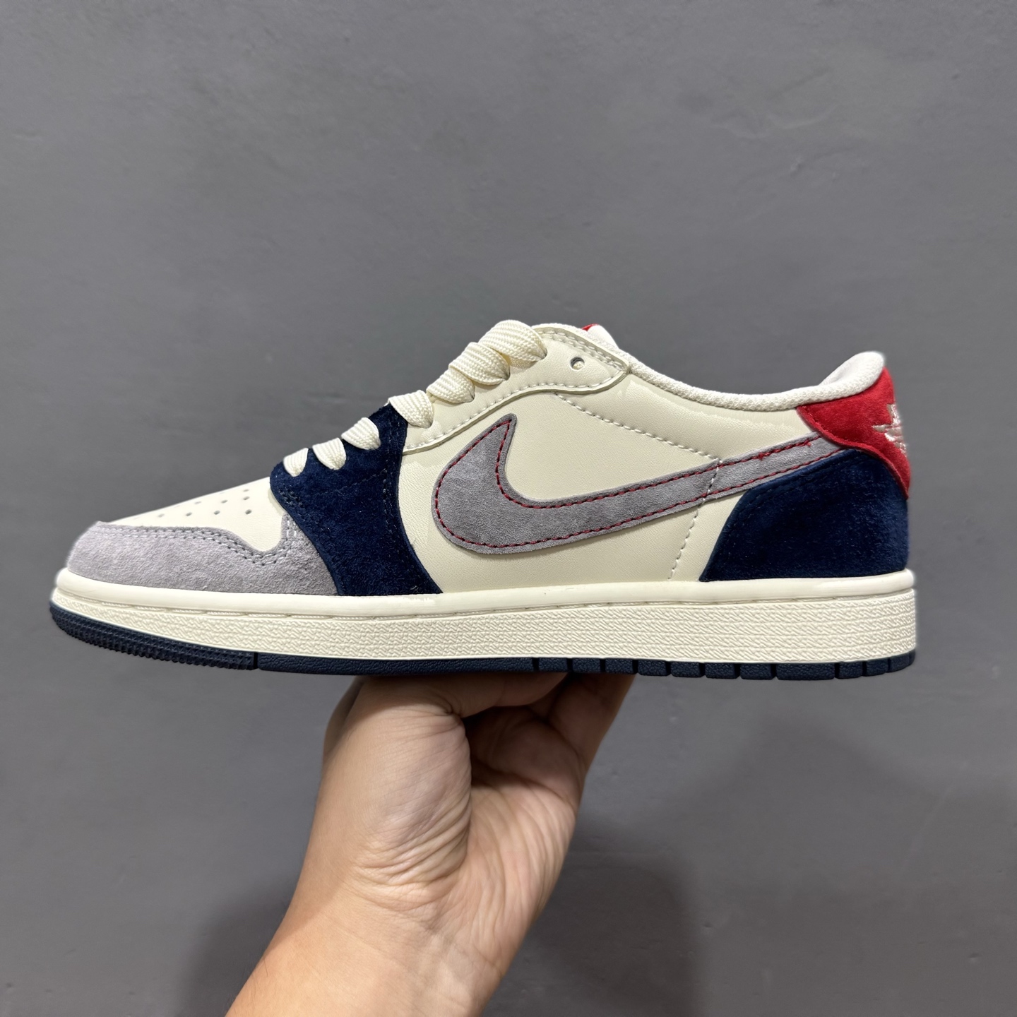 Travi Scott x Nike Air Jordan 1 Low x GUCCI Air Jordan 1 Low 反转米蓝红倒钩 DM7866-039